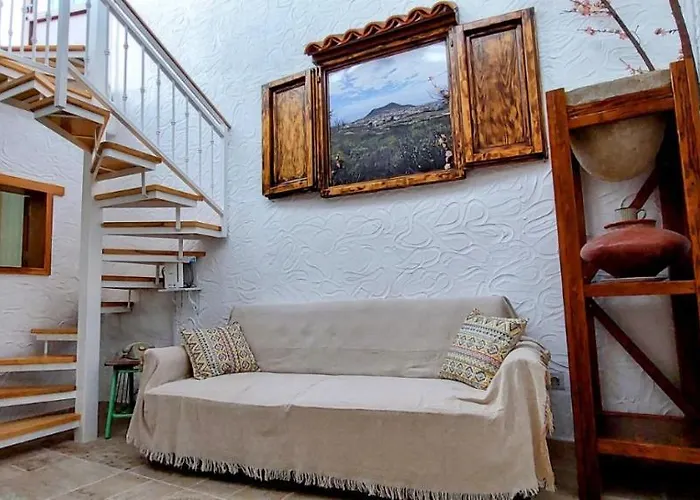 Dani House *